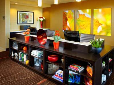 Hotel Courtyard By Marriott Pittsburgh Meadow Lands 3*