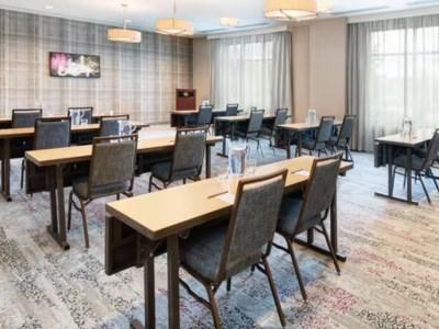 Hotel Courtyard By Marriott Pittsburgh Meadow Lands 3*