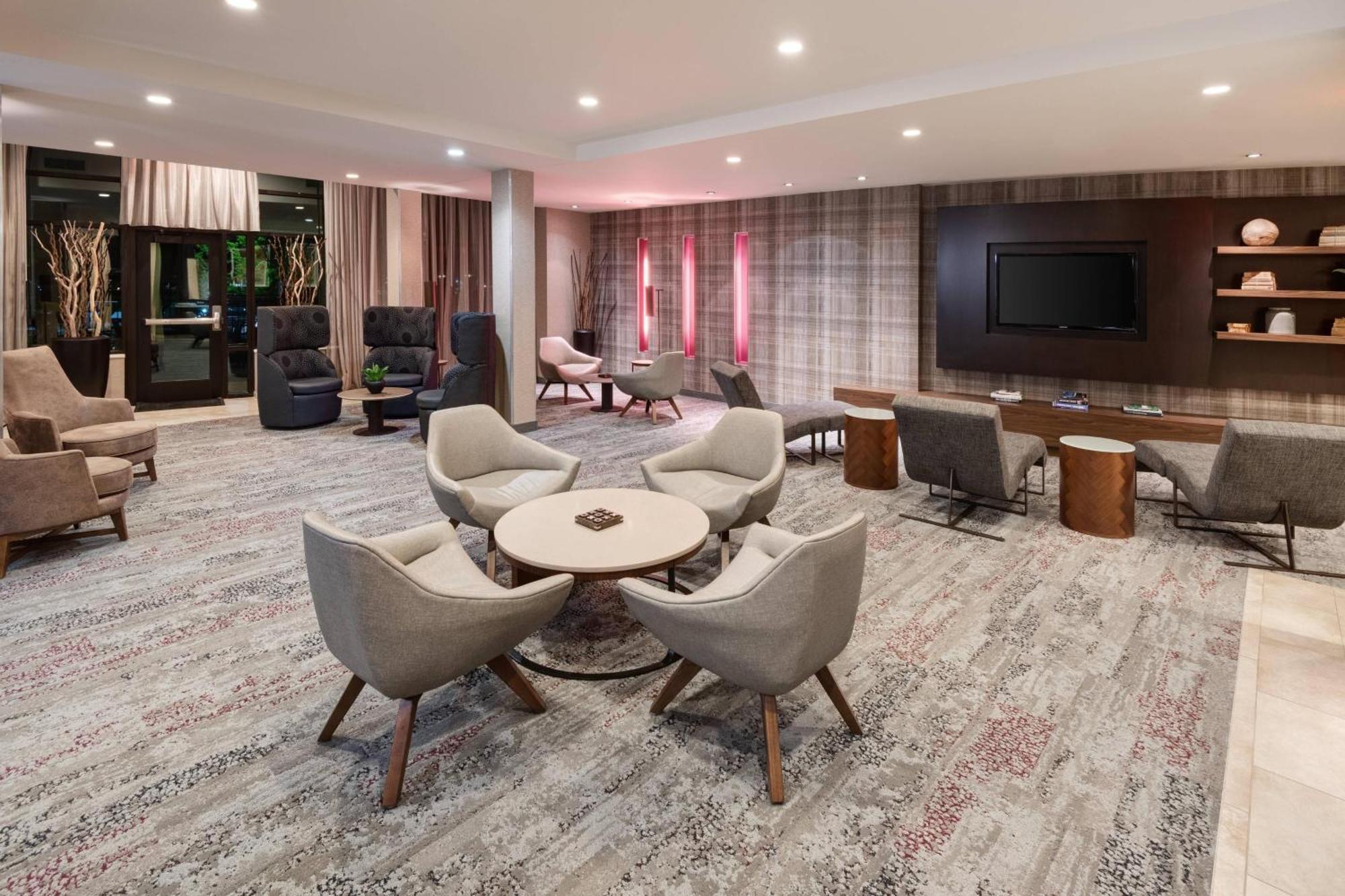 Courtyard By Marriott Pittsburgh Meadow Lands Washington