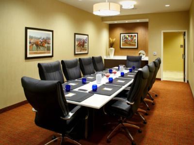 Courtyard By Marriott Pittsburgh Meadow Lands Washington