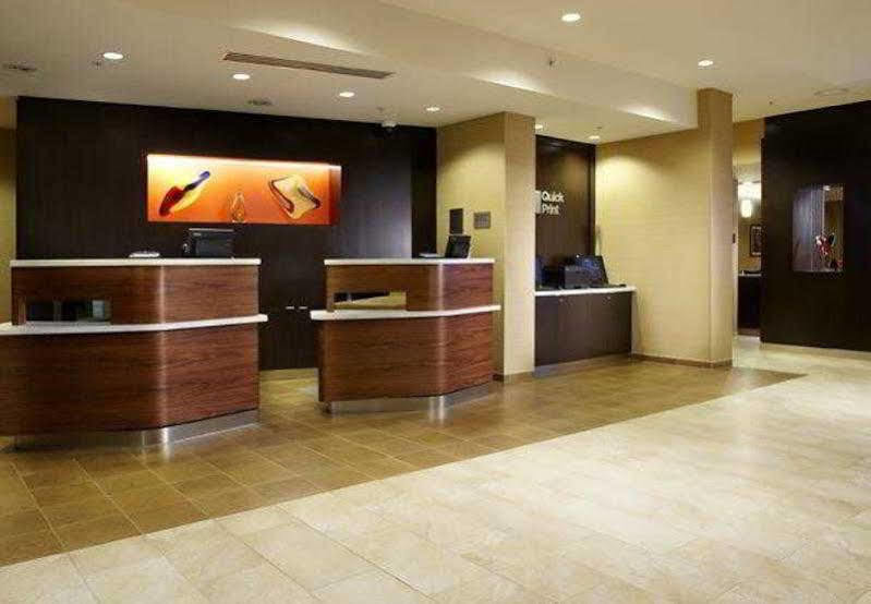 Courtyard By Marriott Pittsburgh Meadow Lands Hotel Washington