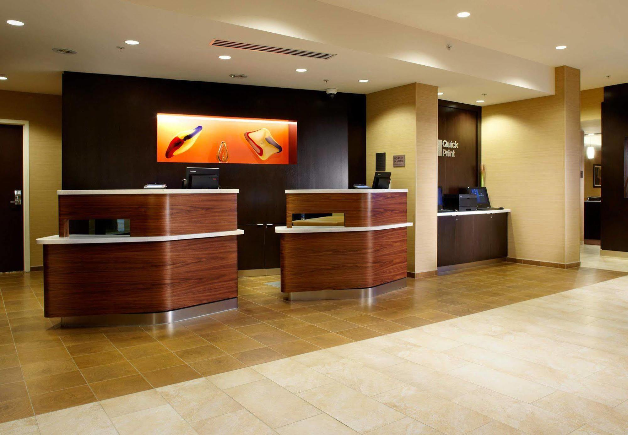 Courtyard By Marriott Pittsburgh Meadow Lands Washington