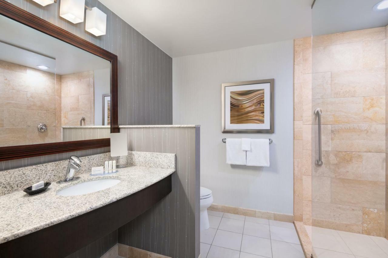 Courtyard By Marriott Pittsburgh Meadow Lands